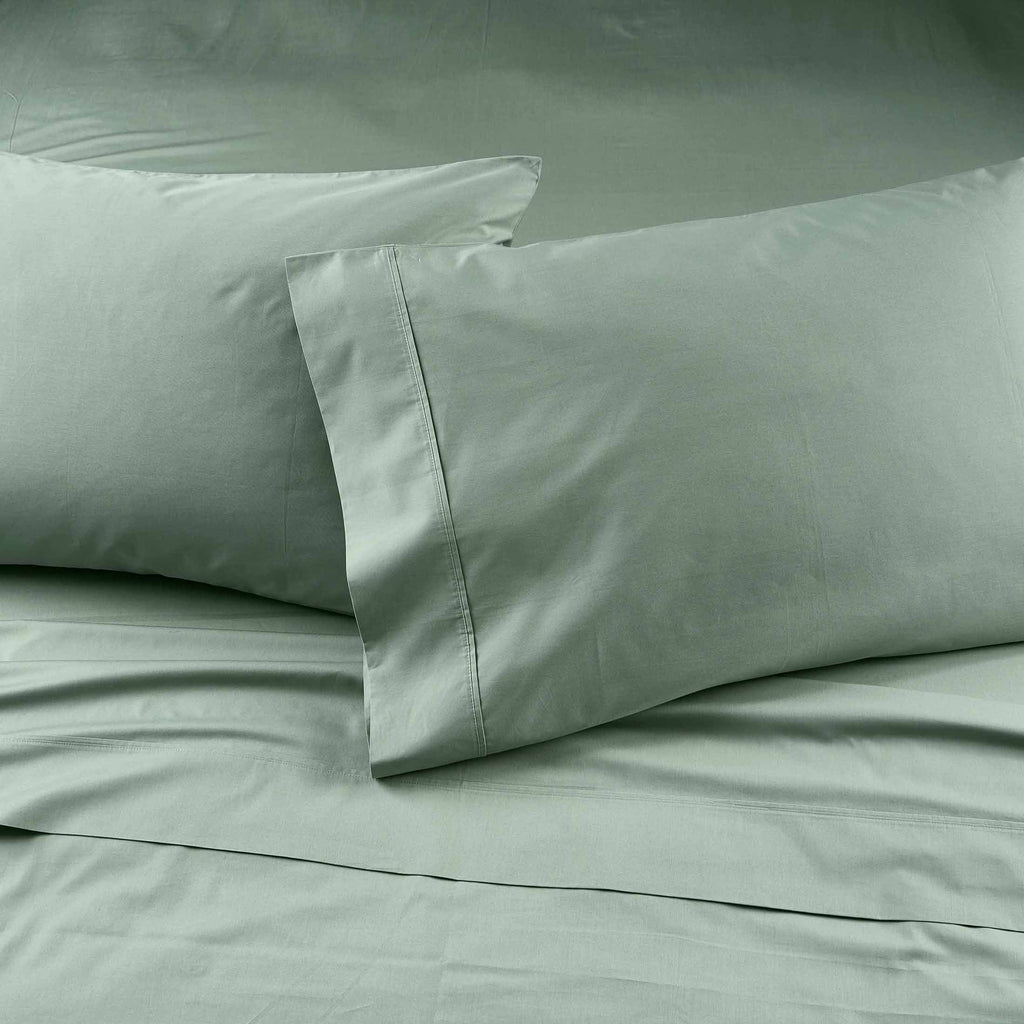 Better Homes & Gardens Cool & Crisp 4-Piece 300 Thread Count Green River Cotton Percale Sheet Set, Queen - Image 4